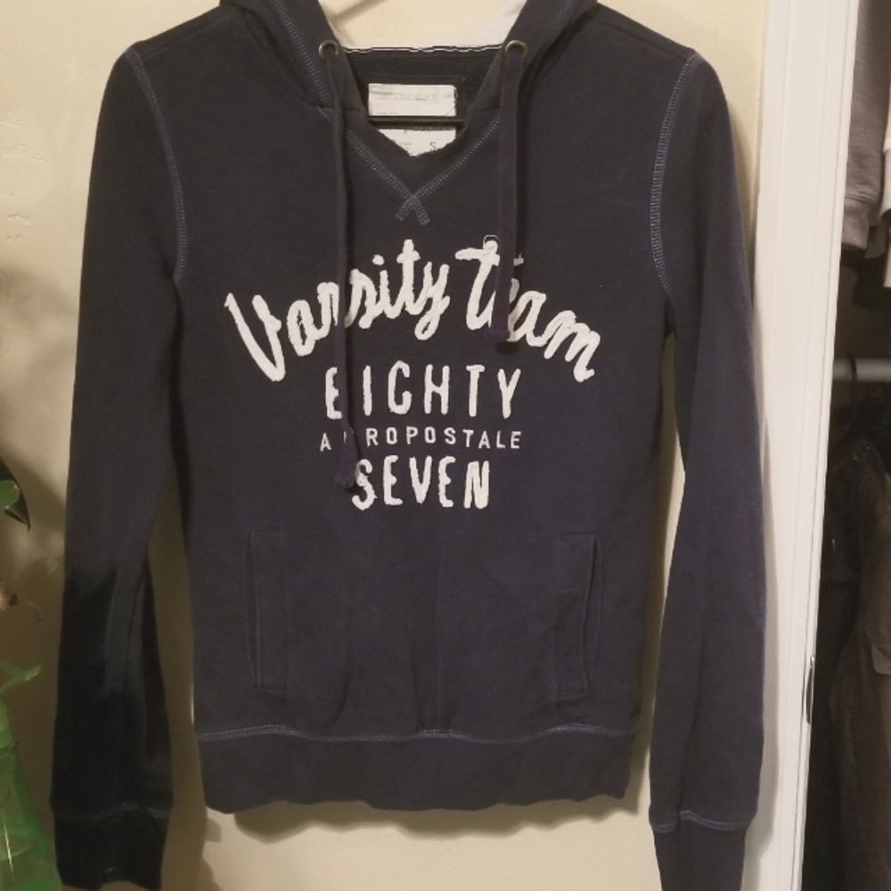 Aero Zip up